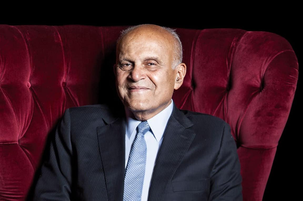 مجدي يعقوب: جراح القلوب الذي أنقذ آلاف الأرواح