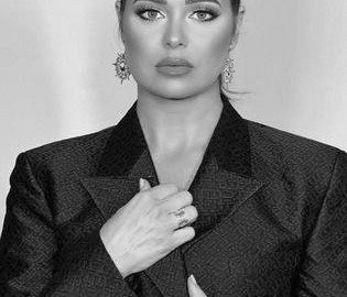 يسرا اللوزي