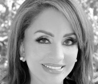 أحلام مستغانمي